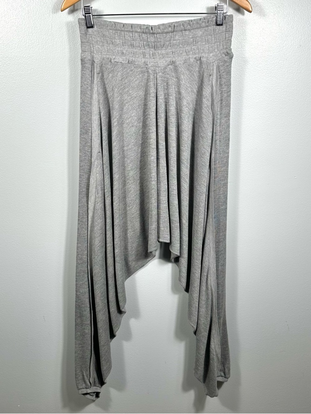 Free People Movement Grey Windy Meadow Harem Pant Size Small Comfy Casual Chic - Picture 4 of 17
